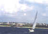 sailin1.jpg (26343 bytes)